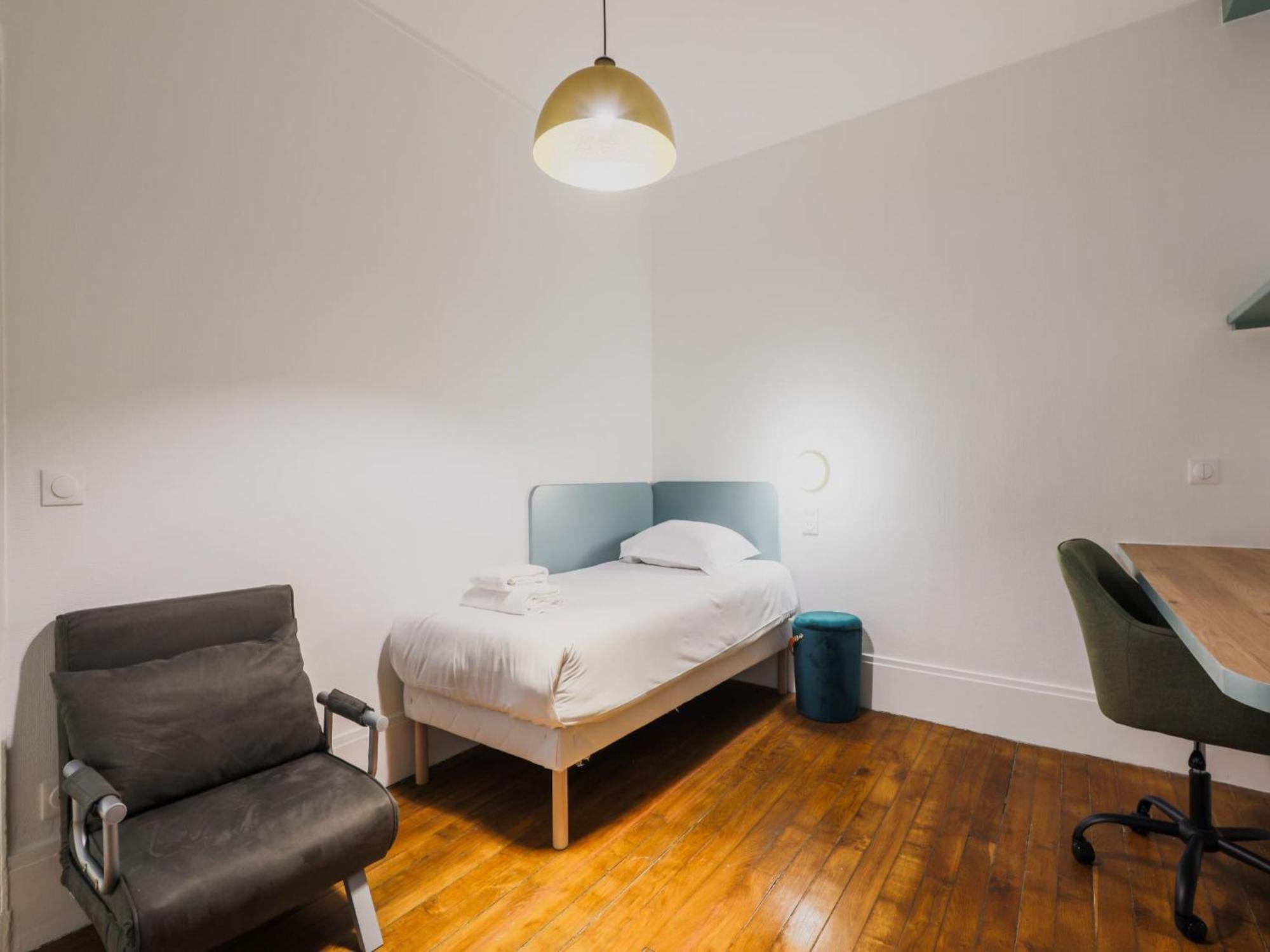 Charming Flat - 2bd 3p - Proche Batignolles 17eme * Parigi